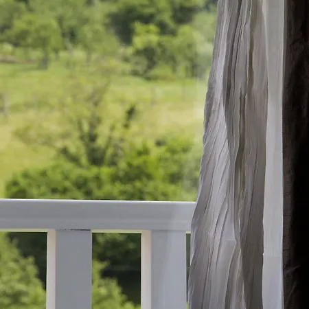 Hotel Rural El Secreto De Julia 2*